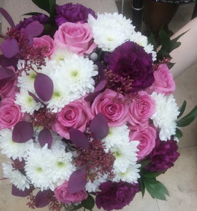 Photos of MARYAM FLOWERS TR.