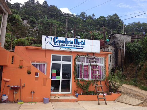 CONSULTORIO DENTAL Y FARMACIA