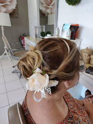 Photo n°8 de Salon Clea à Saint-Saturnin (Salon de coiffure)