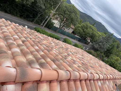 Photo de Artisan Buret : Couvreur - Charpentier - Zingueur à Hostens (33125)