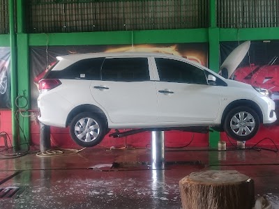 Photos of Salon Mobil