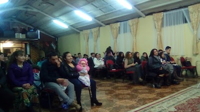 Photos of Iglesia Cristo Rompe Las Cadenas Ministrando En El Poder De Dios