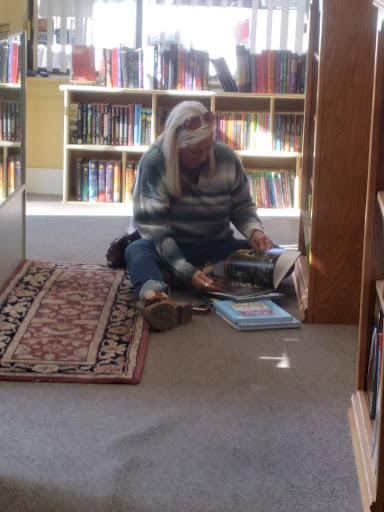 Poor Richard's Book Shoppe - Thumbnail