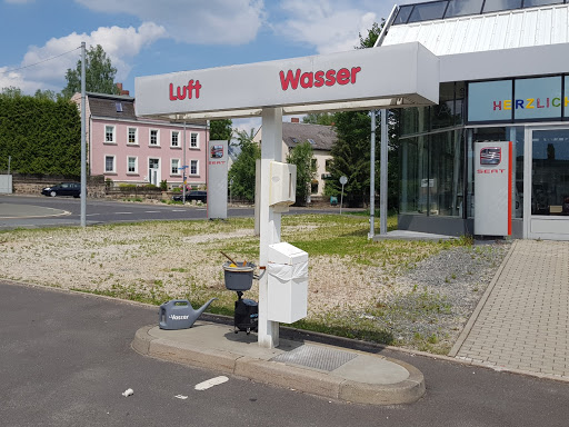 Hauer Tankstelle - Thumbnail
