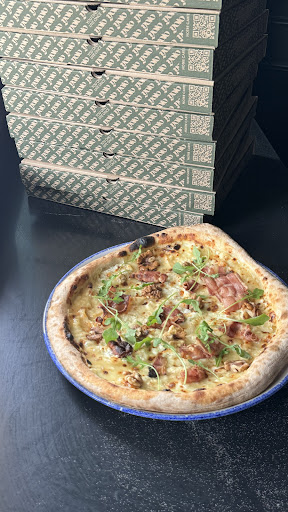 Photo 1 - Pizza Yolo