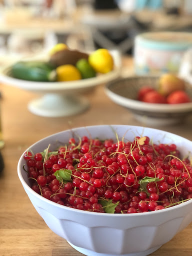 Lost Orchard Bakes