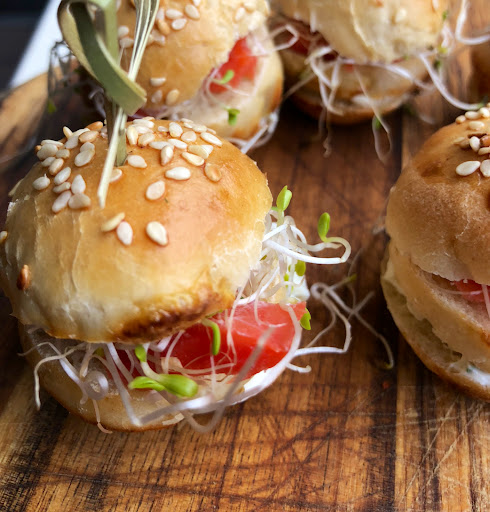 versnapering catering & Utrechtse Sportkrant