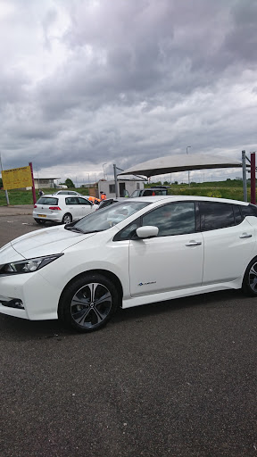 Sixfields Hand Car Wash - Thumbnail