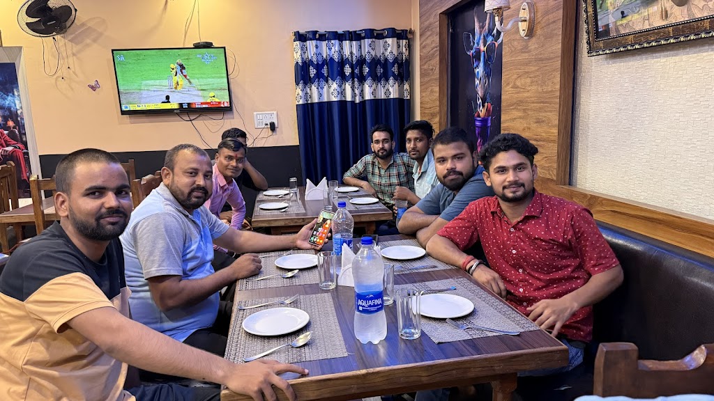 Lazeez Family Restaurant