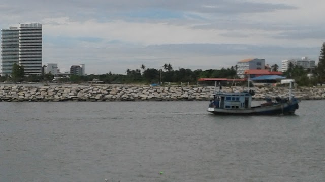 Bang Po Beach Resort
