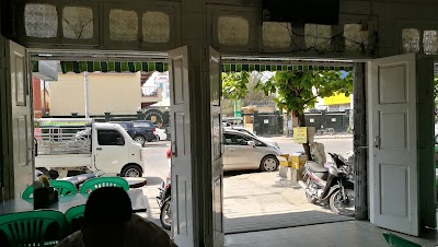 Photos of Shwe Wah