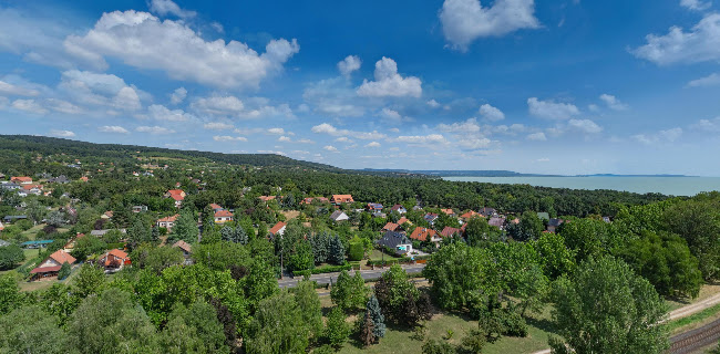 Balatontourist Napfény Kemping - Kemping