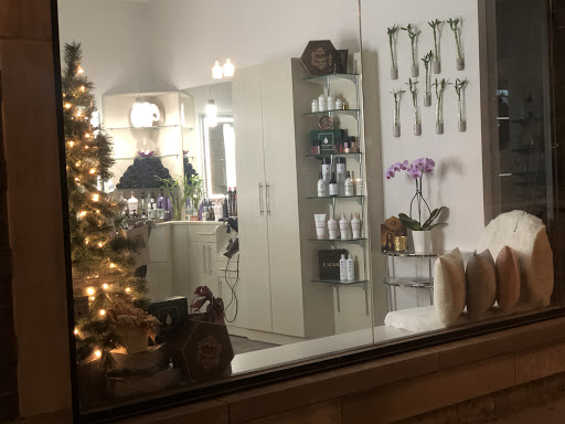 Liquid Healing Beauty Gallery - United States