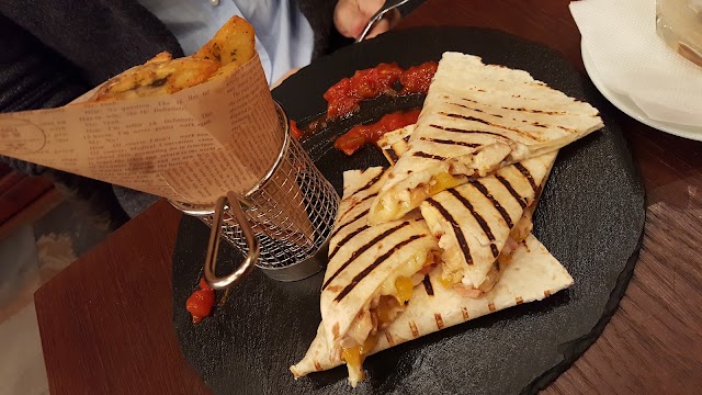 Bram Stoker's Pub & Restaurant