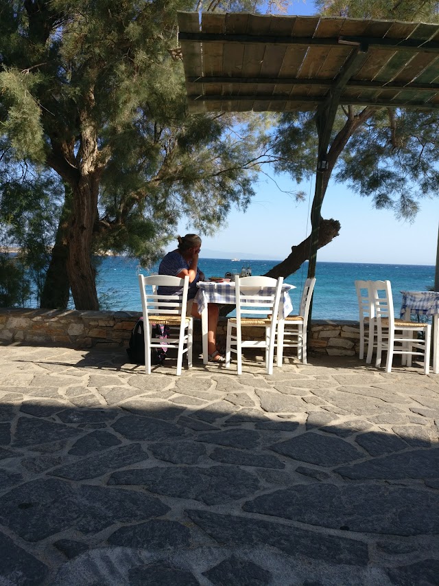 Restaurant To Kyma Drios Beach