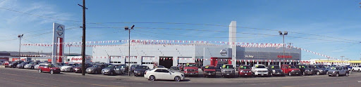 Valley Nissan Gallery - United States