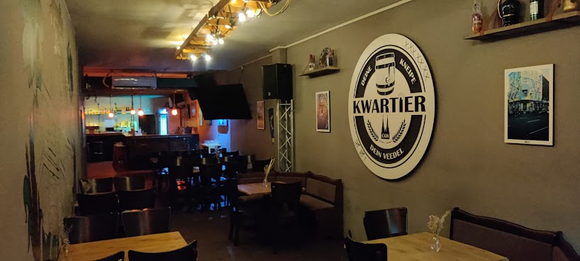 Kwartier Latäng by null