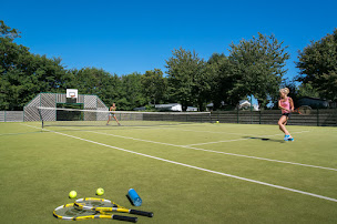 Photo n°88 de Camping Homair - La Pommeraie de L'Océan à Trégunc (Piscine)