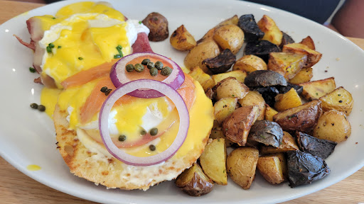 Whidbey’s a daytime eatery - Thumbnail