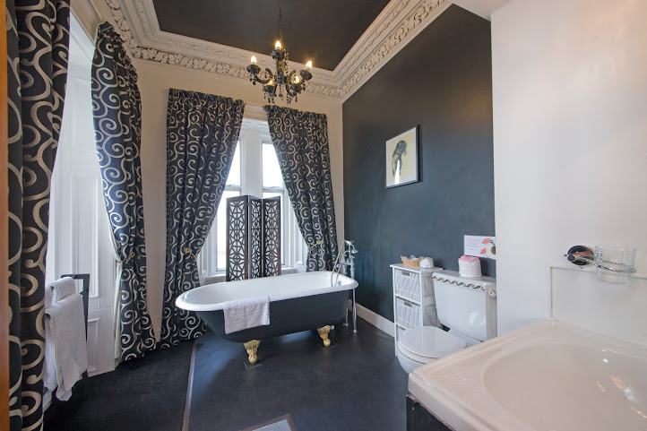 Kilchrenan House by null