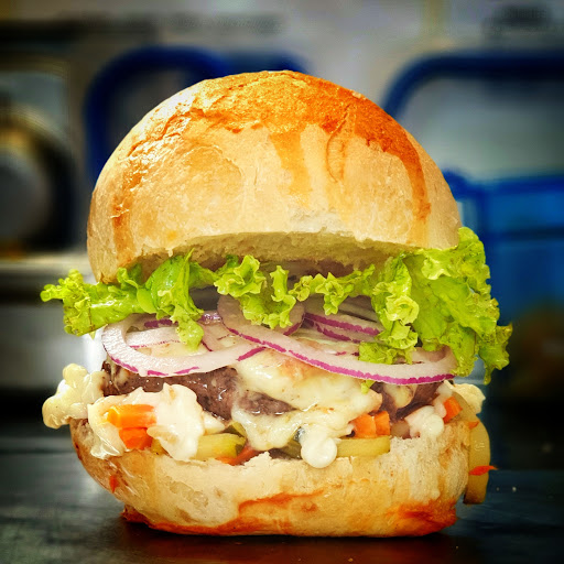Photo 6 - Food truck KM200 - Burgers à emporter Bachy