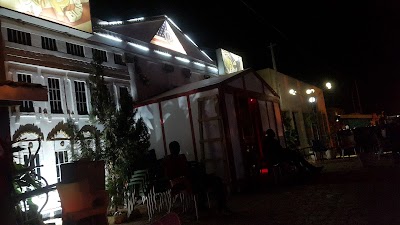 Photos of Maison Blanche