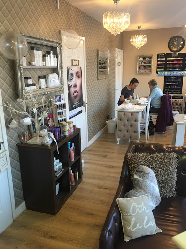 5th Avenue Nails and Beauty