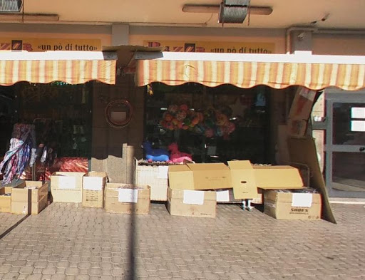 Bazar Un Po' Di Tutto