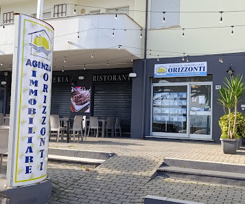 Agenzia Immobiliare Orizzonti Lungomare Sirena, 352, 64018 Tortoreto Lido TE, Italia