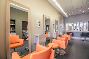 Photo n°1 de Shine Coiffeurs Clermont-Ferrand à Clermont-Ferrand (Salon de coiffure)