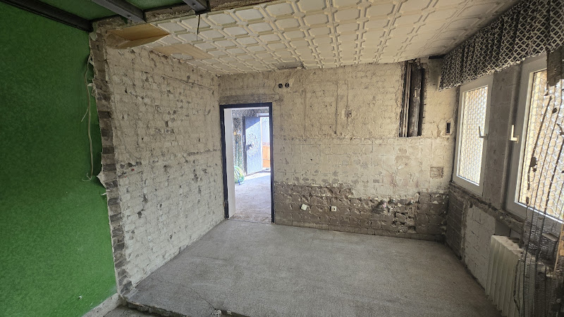 EST GmbH Emissionsarme Schadstoffsanierungs Technologie