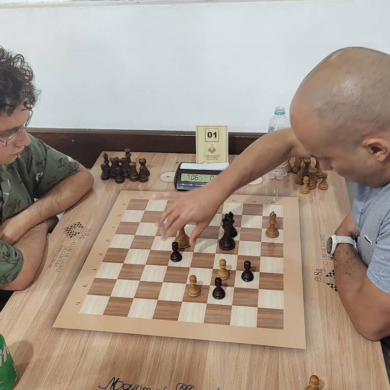 Clube de Xadrez de Curitiba - Chess And Card Club in Centro