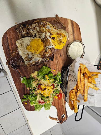 Photo 3 - Best burger restaurant HALAL