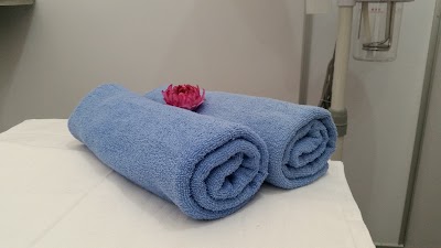Photos of Krystalz Kutz Salon