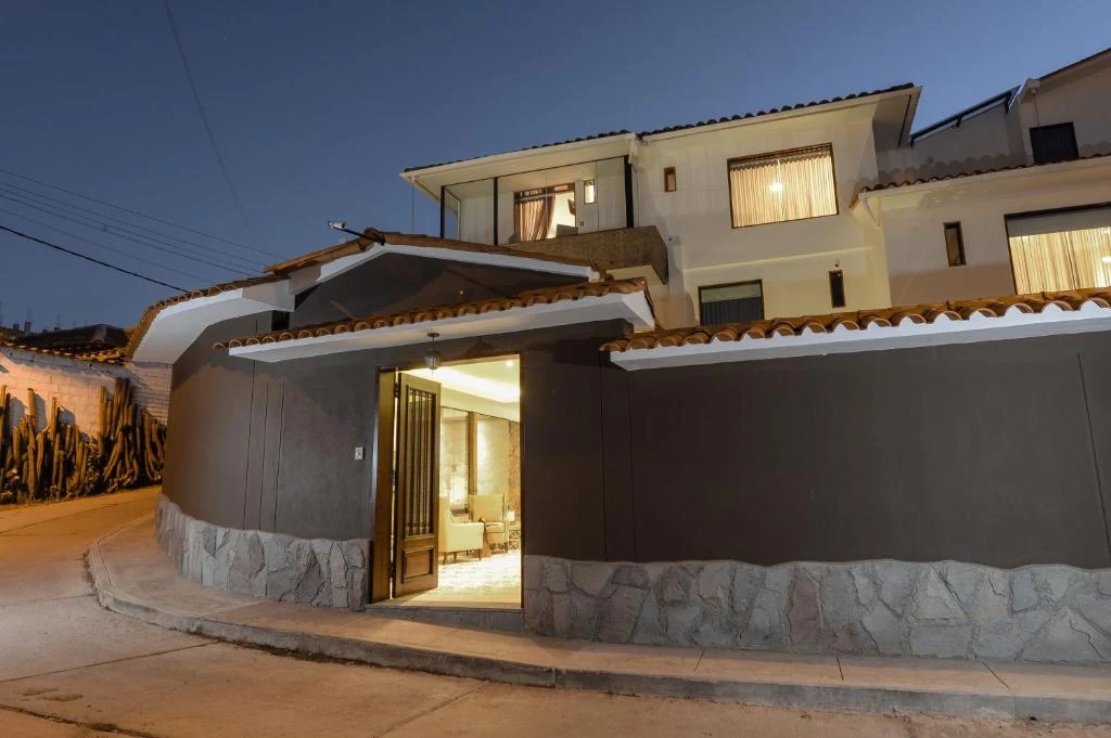 Casa Esmeralda by Katari