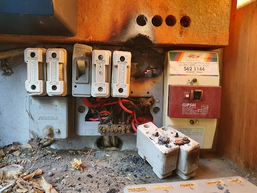 ARE Electrical Services - Visual