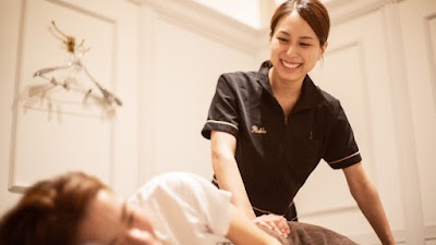 六花鍼灸整骨院 天神店