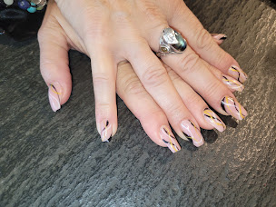 Photo n°24 de So Creativ'Nails - Manosque à Manosque (Salon de manucure)