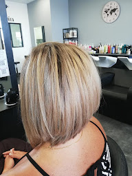 Photo n°19 de Excel Coiffure à Lézignan-Corbières (Salon de coiffure)