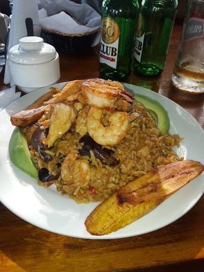 Photos of Mar y Tierra