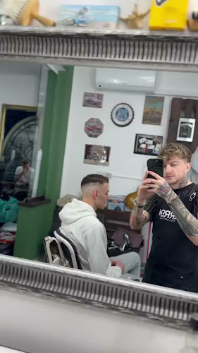 Opinii despre Aventador Tattoo & Barber Shop în Budapest - Tetoválószalon