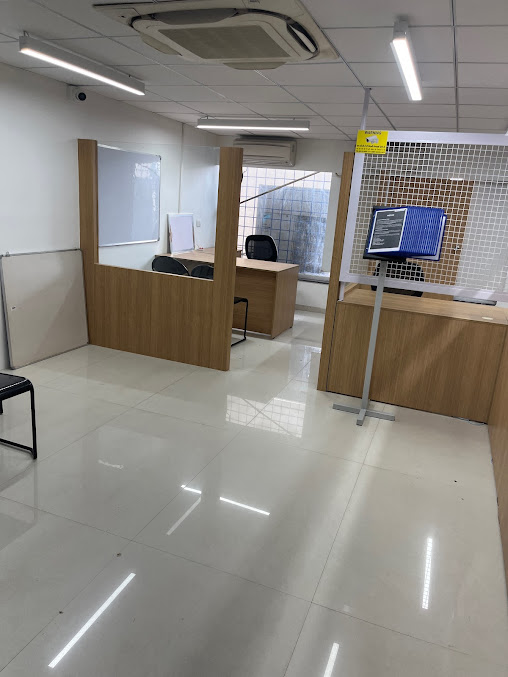 Af1qippwpdt6x0l8yfny91u422gbl1tamhaxp82z8s3b=s677 K No