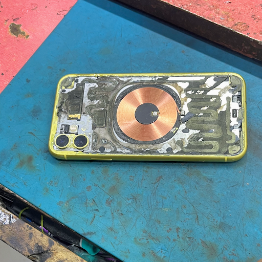 iPhone 11 Glass Replacement