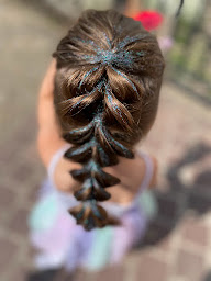 Photo n°20 de Aurélie Coin Artiste-Coiffeuse à Le Val-d'Ajol (Salon de coiffure)