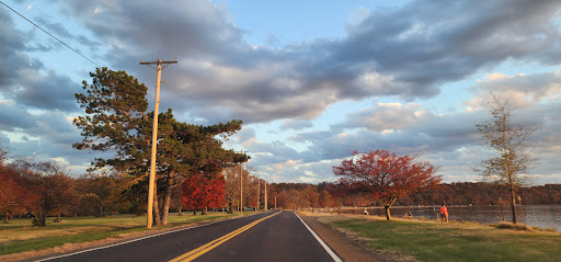 Creve Coeur Lake Parking - Thumbnail