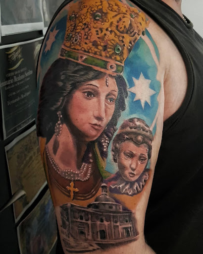 BLESS TATTOOS - Visual