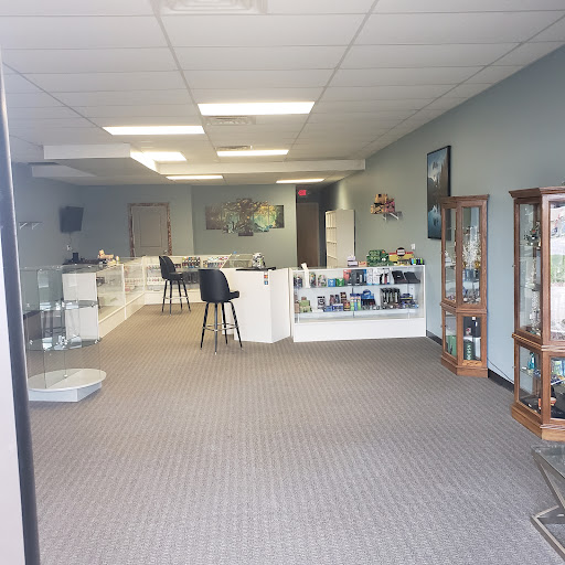 Kelly Greens CBD & Vape Shop - Thumbnail