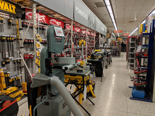 Preston Hardware - Visual