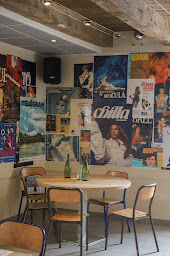 Photo n°53 de Au Parfum d'Aveyron à Calmont (Bar)