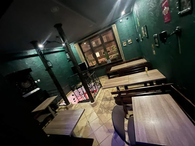 Godziny otwarcia Pub Poczekalnia